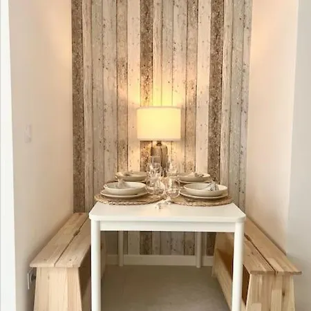 Appartement, Atypique, Proche Du Centre * Antibes